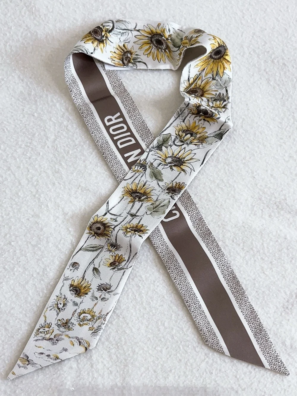 Dior jardin mitzah scarf